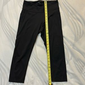Tek Gear black workout 3/4 leggings